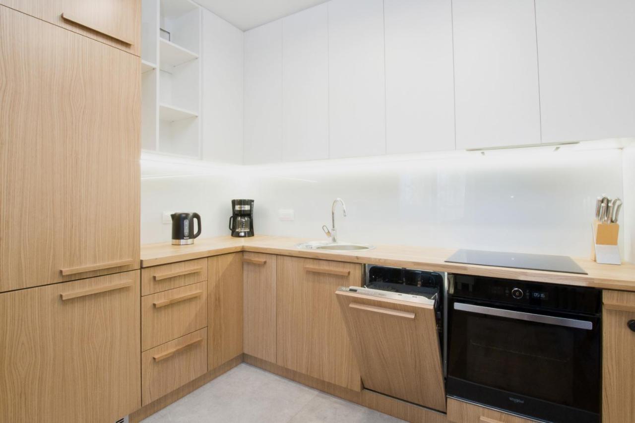 Apartment Front Park Sadowa With Parking By Noclegi Renters 그단스크 외부 사진
